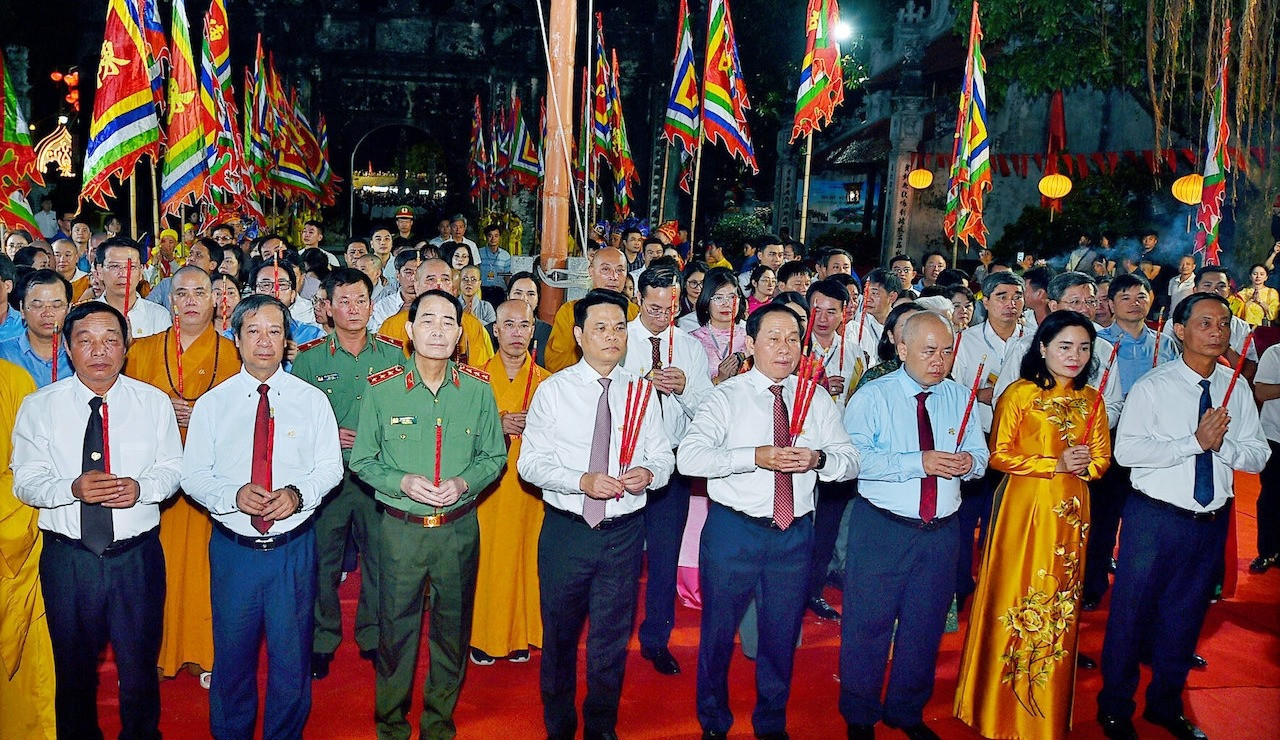 ang hương.jpeg