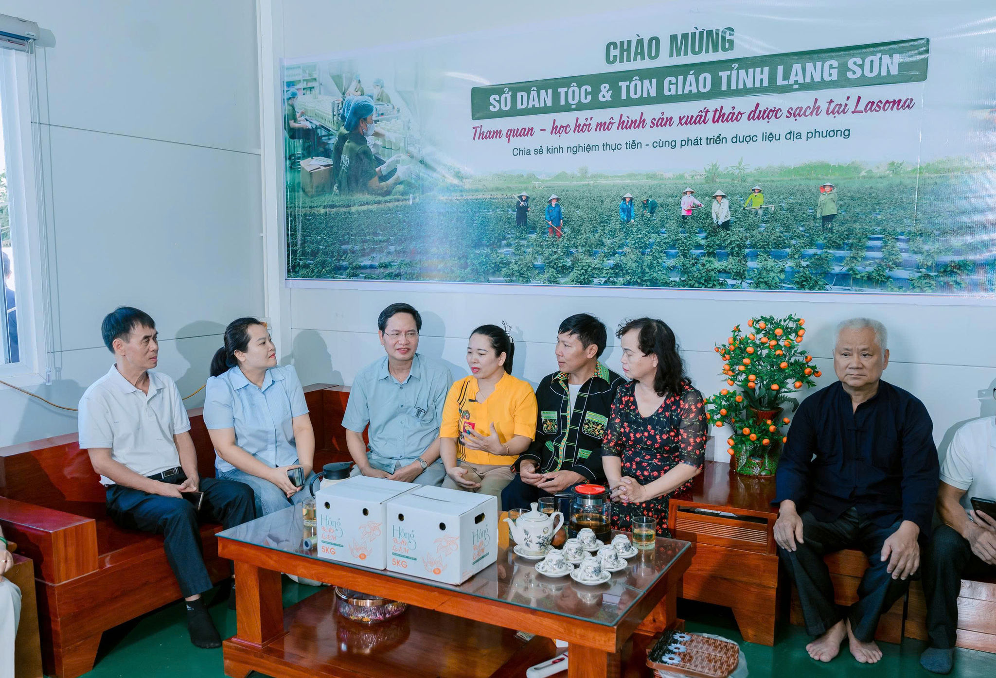 Lạng Sơn tổ chức tham quan, học tập kinh nghiệm cho cán bộ cơ sở 