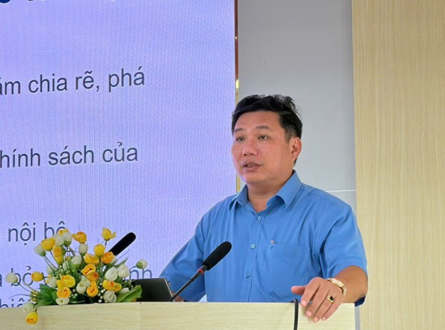 Người có uy tín 3