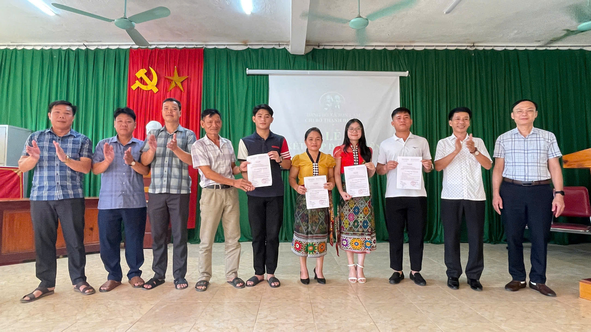 Thấy gì từ mô hình phát triển đảng viên nữ DTTS ở xã vùng biên Sơn Lâm? 