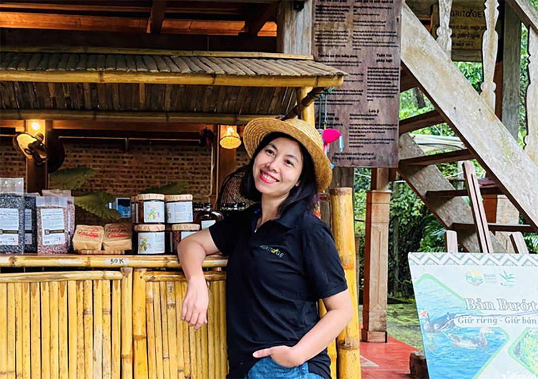 Người phụ nữ Mường 'đánh thức' lúa tẻ râu, mở sinh kế mới giữa 'bản 4 không' 