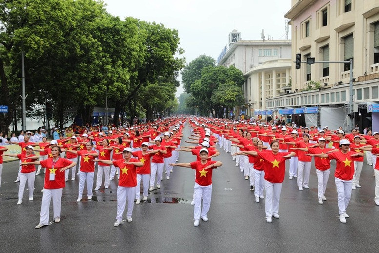 UBND các tỉnh, thành phố được yêu cầu tổ chức điểm cầu tại địa phương, bảo đảm kết nối với điểm cầu trung tâm tại Hà Nội từ 6 giờ 30 phút ngày 10/10. Ảnh: VGP