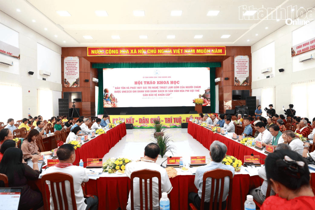 Hội thảo