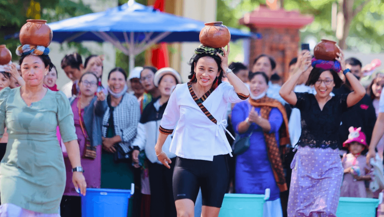 Người chăm 9