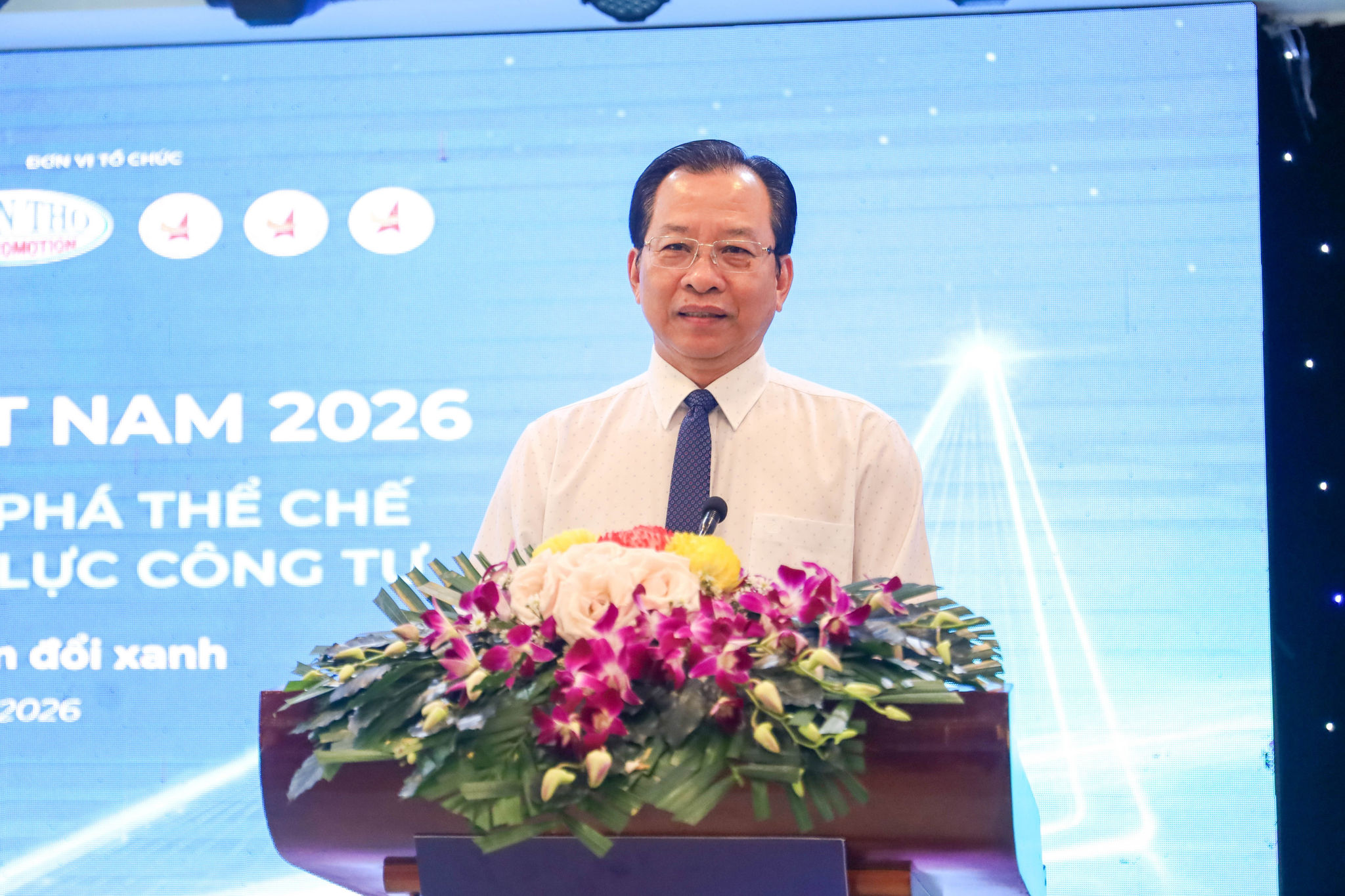 Ông Vương Quốc Nam, Phó Chủ tịch UBND TP. Cần Thơ, nhấn mạnh thành phố cam kết đẩy mạnh chuyển đổi số và cải thiện môi trường đầu tư, kinh doanh. Ảnh Tào Đạt