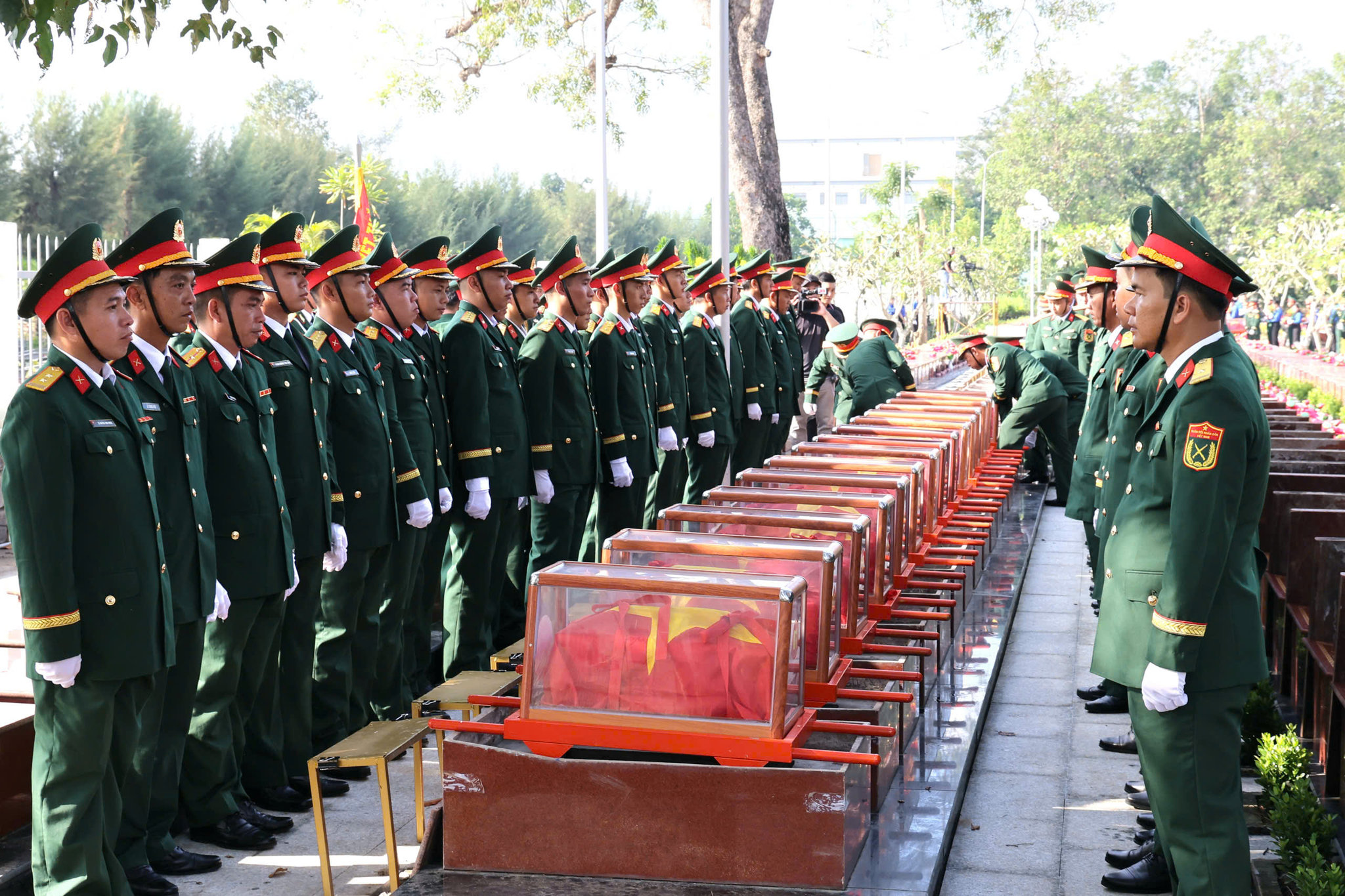 Cần Thơ tổ chức truy điệu, an táng 120 hài cốt liệt sĩ 
