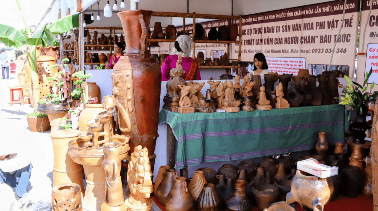 Gốm Bầu trúc