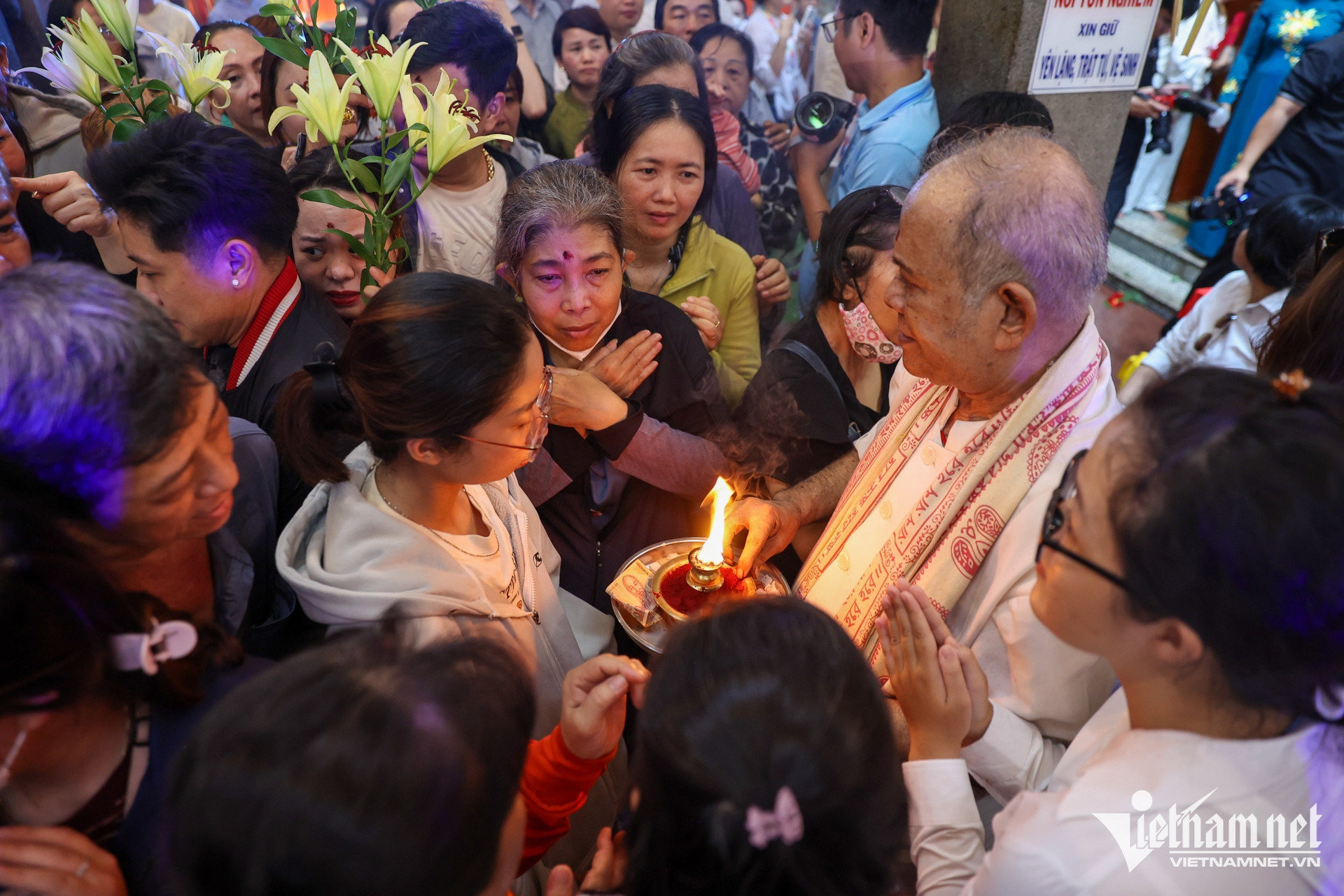 W-chùa ấn độ TPHCM Nguyễn Huế 21.jpg
