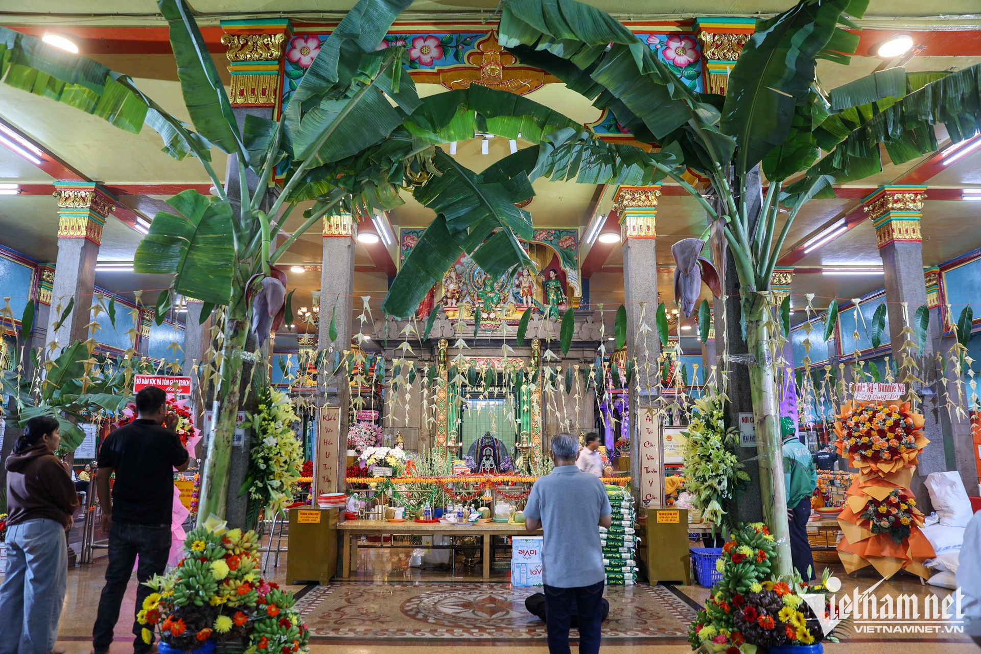 W-chùa ấn độ TPHCM Nguyễn Huế 8.jpg
