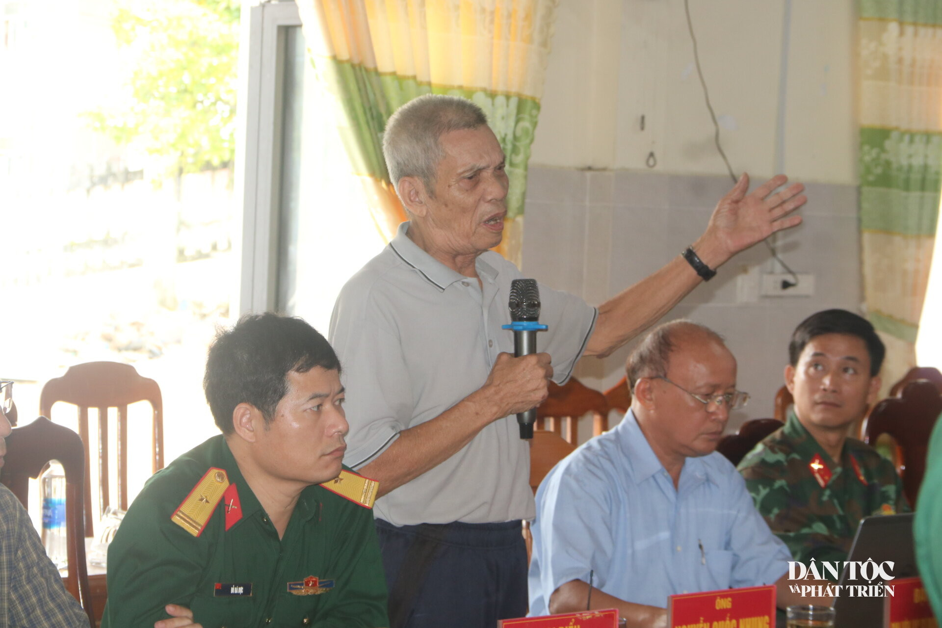 liệt sĩ 8