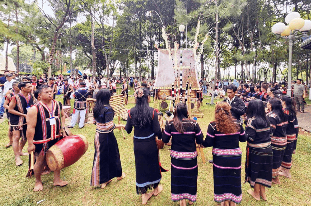 Văn hoá cồng chiêng2