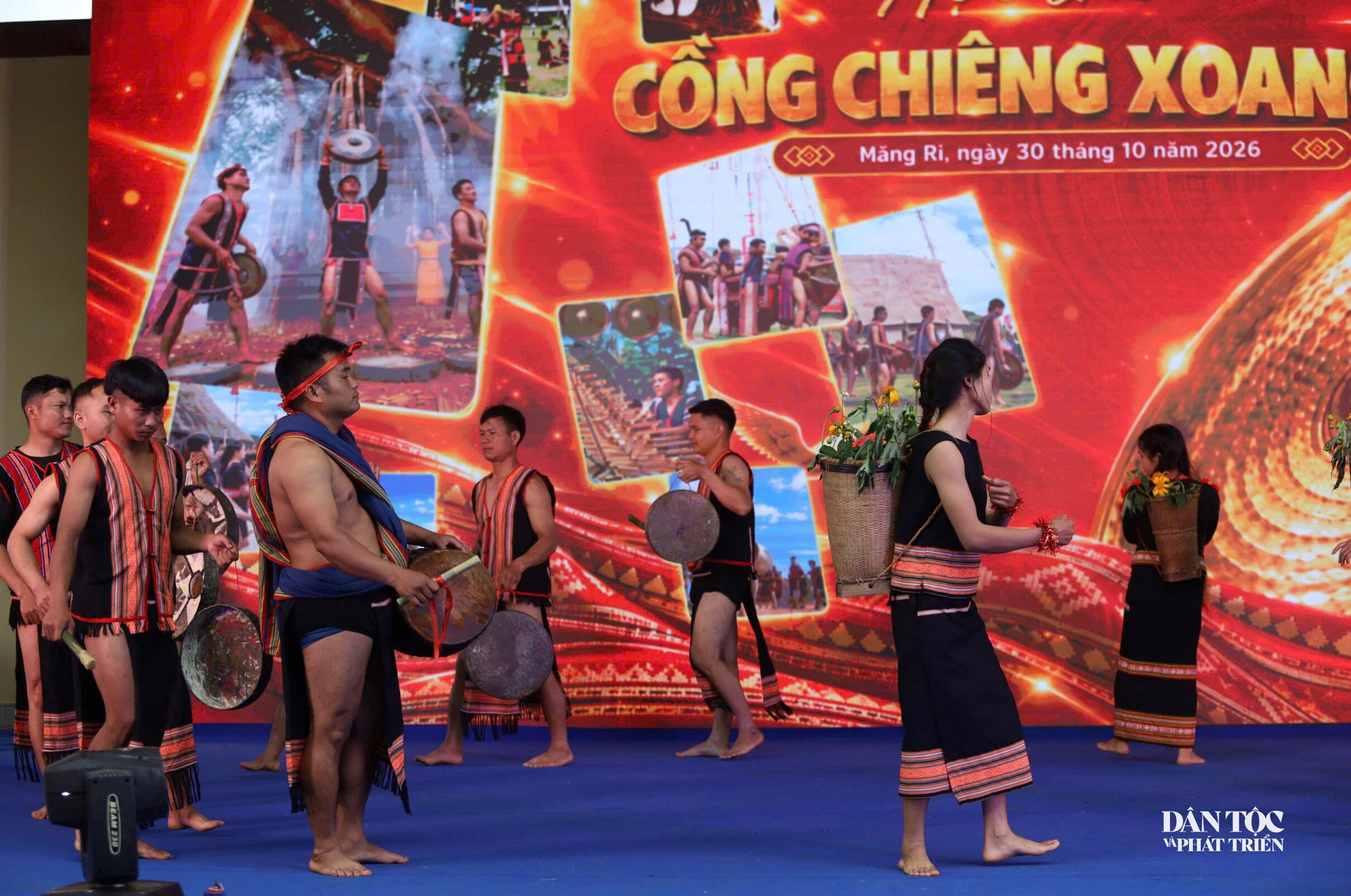 cồng chiêng