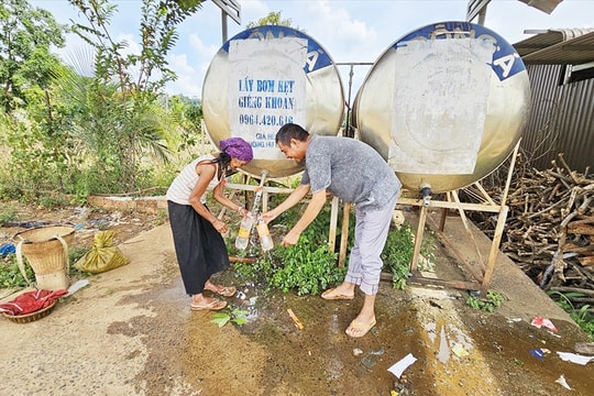 Loay hoay giải bài toán thiếu nước sinh hoạt ở Đắk Lắk: Cần có cơ chế quản lý và vận hành chuyên nghiệp (Bài 2)