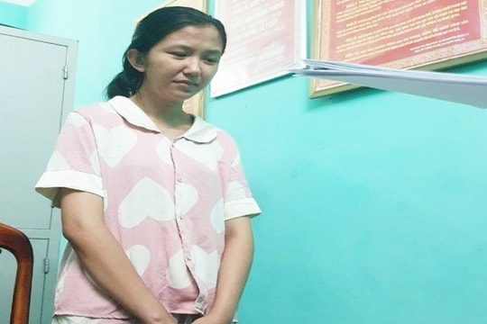 Quảng Nam: Khởi tố đối tượng làm giả hóa đơn chuyển tiền trực tuyến để chiếm đoạt 8 cây vàng
