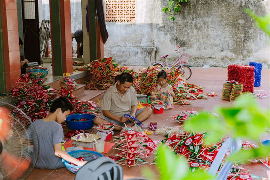 Thăm "thủ phủ" đèn ông sao trước thềm Tết Trung thu