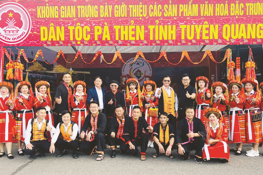 Giữ thanh âm của người Pà Thẻn
