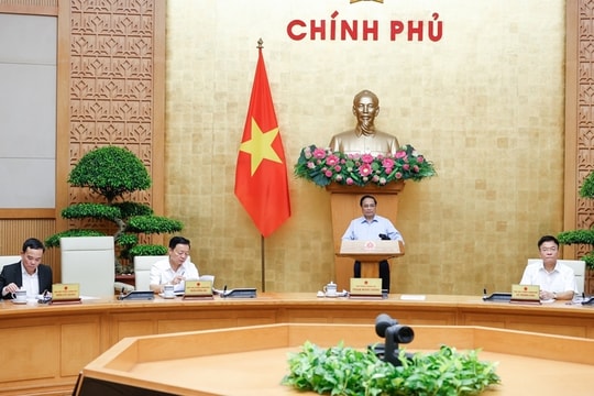 Thủ tướng chủ trì Phiên họp Chính phủ chuyên đề pháp luật tháng 8/2024