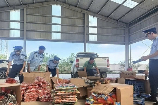 Siết chặt quản lý thị trường cả nước trong dịp Tết Trung thu và đến hết năm 2024