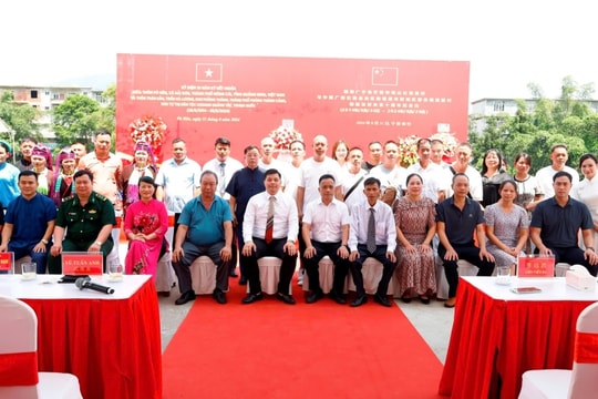 Tổng kết 10 năm kết nghĩa “Bản - Bản” giữa thôn Pò Hèn (Việt Nam) và thôn Thán Sản (Trung Quốc)