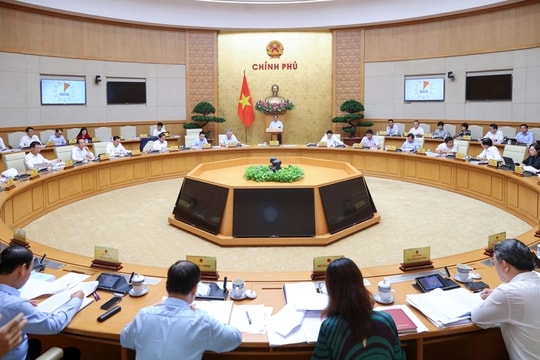 Thủ tướng chủ trì Phiên họp Chính phủ chuyên đề pháp luật tháng 9/2024