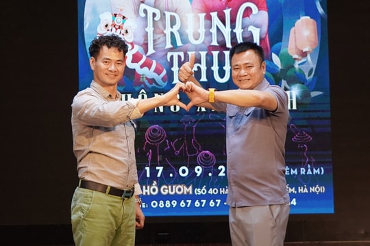 Nghệ sĩ Xuân Bắc và nghệ sĩ Tự Long tổ chức Chương trình Trung thu gây quỹ ủng hộ trẻ em vùng bão lũ