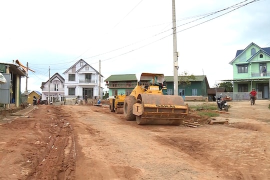 Lâm Đồng quan tâm phát triển toàn diện vùng đồng bào DTTS