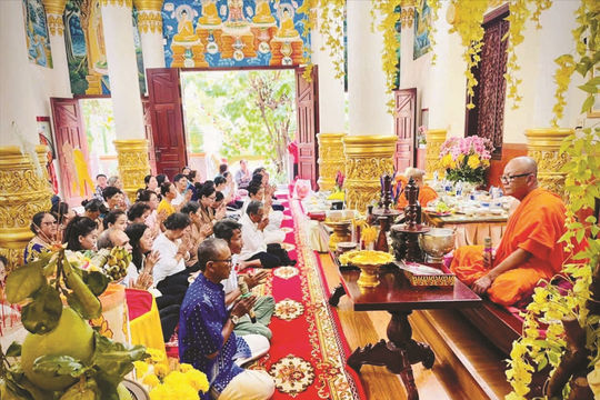 Lễ Sen Dolta của đồng bào Khmer:  Thắt chặt  tình đoàn kết cộng đồng
