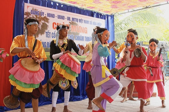Bảo tồn, truyền dạy nghệ thuật trình diễn dân gian dân tộc Khmer tại Tây Ninh