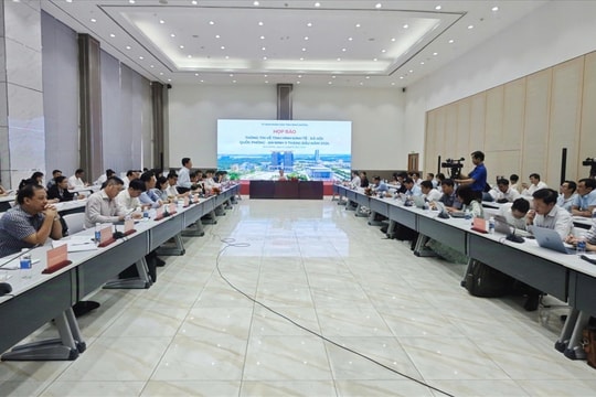 Bình Dương tăng tốc giải ngân vốn đầu tư công và đẩy nhanh tiến độ các dự án kết nối vùng