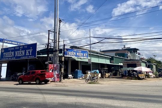Đăk Hà (Kon Tum): Chính quyền đem đất công cho dân mượn và giao đất không qua đấu giá