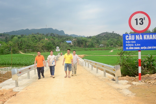 Nhận diện thực trạng kinh tế - xã hội theo điều tra phiếu xã: Cân đối vốn đầu tư để thông “huyết mạch” (Bài 2)