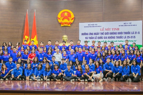 Cán bộ, viên chức, người lao động ngành Nội Vụ tích cực tham gia Luật Phòng, chống tác hại của thuốc lá