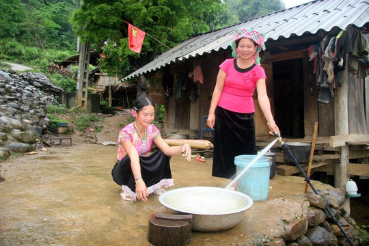 Cải thiện môi trường sống ở vùng đồng bào DTTS nhìn từ điều tra thu thập thông tin  53 DTTS