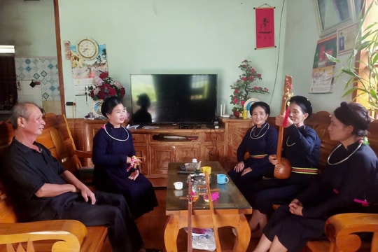 Chiêm Hoá (Tuyên Quang): Người có uy tín - “cầu nối” ý Đảng lòng dân