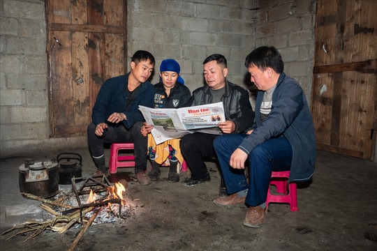 Đồng Văn (Hà Giang): Đồng hành cùng người dân hiện thực hóa ước mơ an cư lạc nghiệp