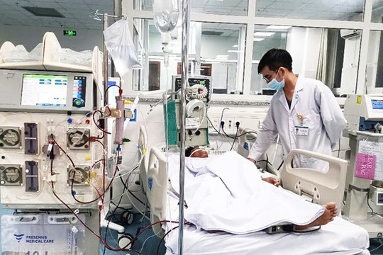 Chuyên gia hướng dẫn cách xử trí khi ngộ độc rượu