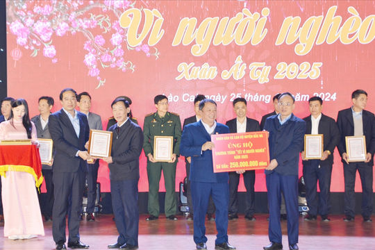 Gần 18 tỷ đồng ủng hộ Chương trình "Tết Vì người nghèo - Xuân Ất Tỵ"