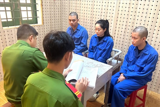 Đắk Nông: Phá băng nhóm lừa 3.000 người mua điện thoại "xịn" giá "bèo", chiếm đoạt 8 tiền tỷ