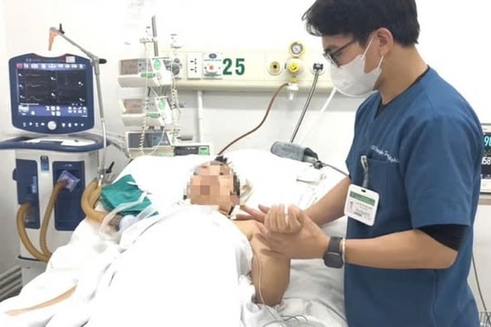 Vụ bị liệt toàn thân sau mũi tiêm trị đau vai gáy: Bác sĩ khuyến cáo cẩn trọng khi tiêm thuốc ở cơ sở không bảo đảm tiêu chuẩn y tế