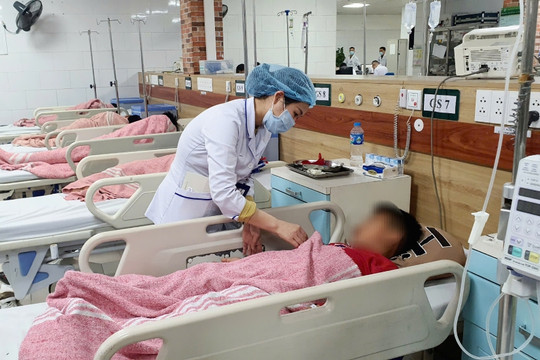 32 học sinh Tuyên Quang ngộ độc thuốc diệt chuột