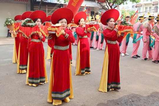 Giỗ Tổ Hùng Vương 2025: Tạm dừng, hoãn và lùi một số hoạt động