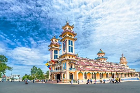 Đi trong linh khí Tây Ninh