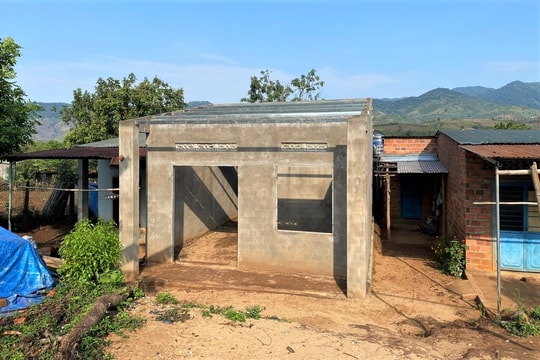 Góc khuất từ những căn “nhà tình thương” ở Đăk Tô:  Người dân cảnh tỉnh, địa phương khó trong việc giải quyết (Bài 3)