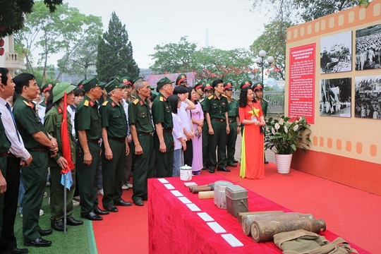 Yên Bái: Nhân dân được tiếp cận trên 100 tư liệu quý giá về Ngày Giải phóng miền Nam