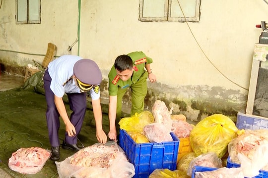 Hà Giang: Phát hiện số lượng lớn thực phẩm không rõ nguồn gốc