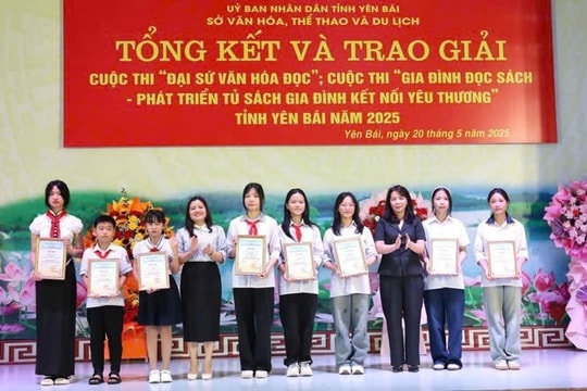 Yên Bái: Khơi dậy tình yêu sách và văn hóa đọc trong các gia đình DTTS và miền núi