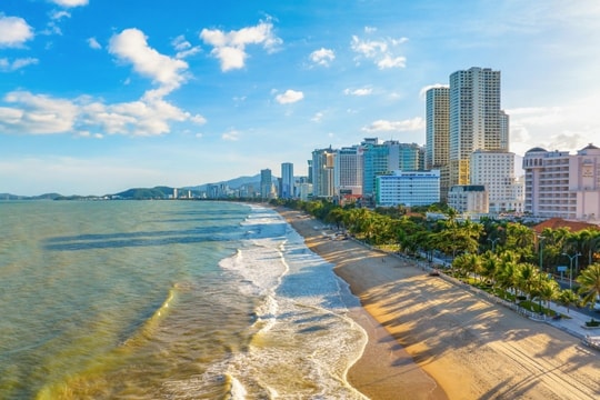 Nha Trang trở thành điểm đến được khách Việt tìm kiếm nhiều nhất trong mùa Hè 2025