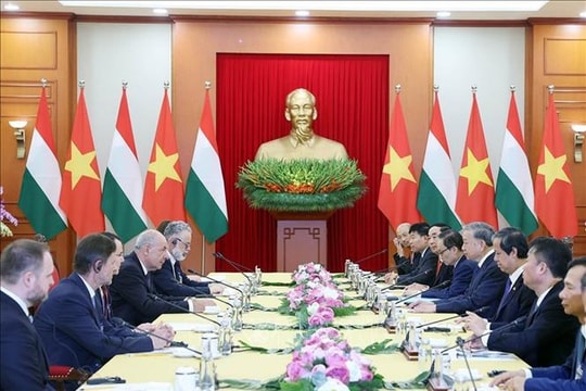 Việt Nam sẵn sàng là cầu nối giữa Hungary với khu vực Đông Nam Á