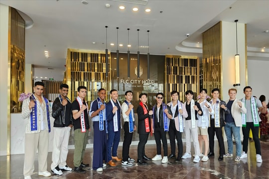 Công bố vương miện Cuộc thi Hoa hậu và Nam vương siêu mẫu thể hình thế giới