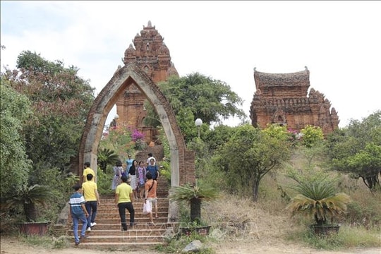 Ninh Thuận đẩy mạnh phát triển du lịch bền vững